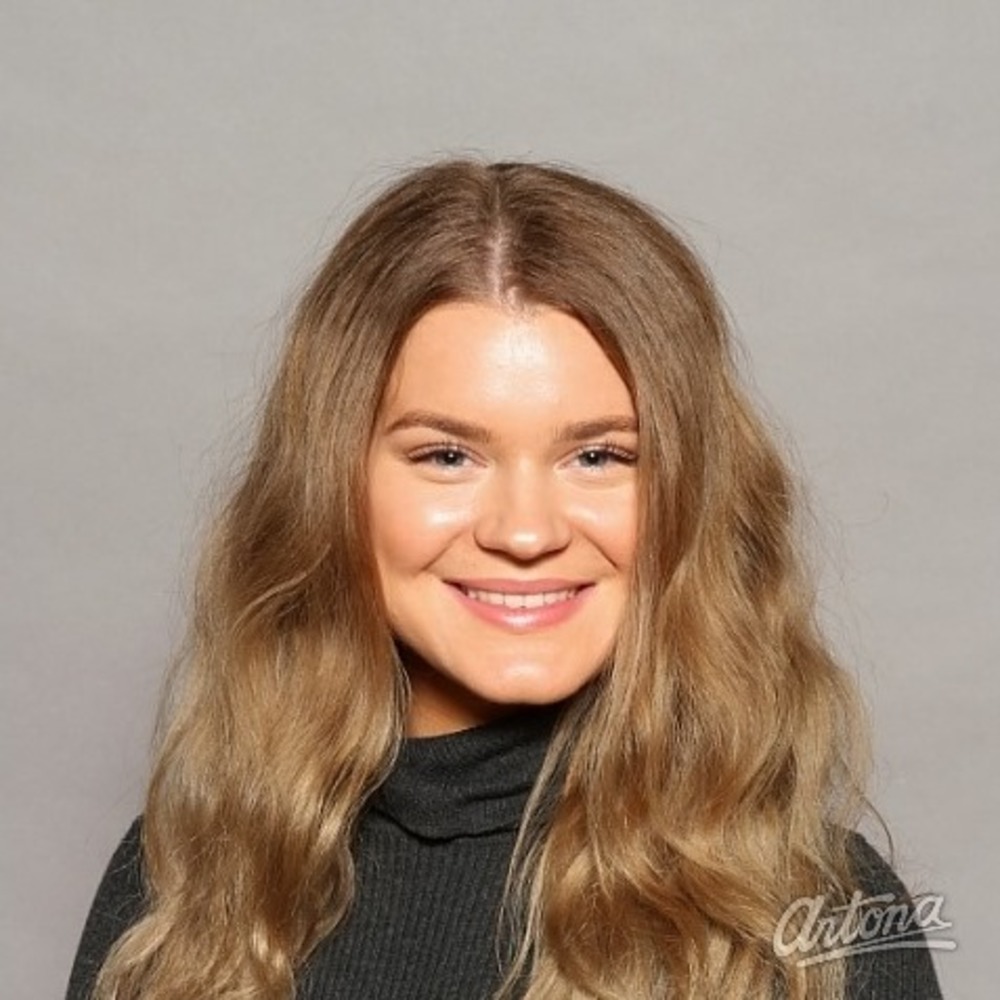 Meet your Posher, Alina